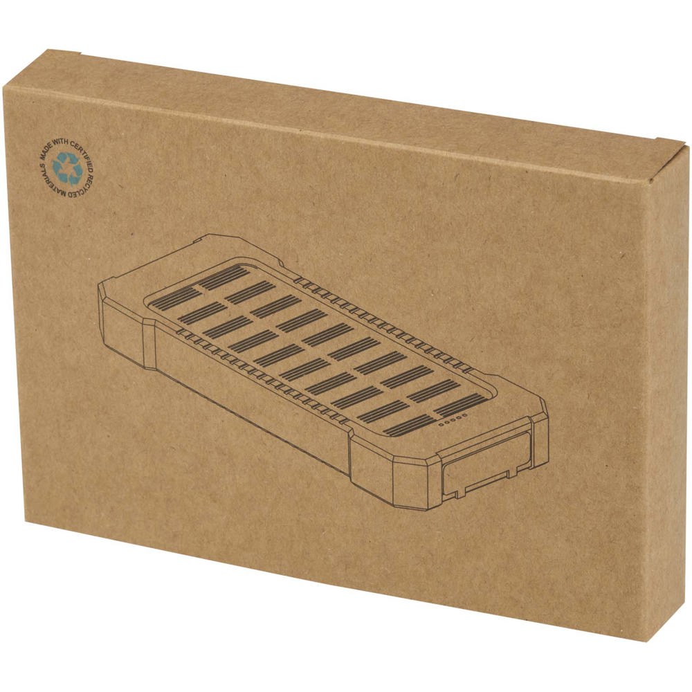 Altair robuuste powerbank op zonne-energie van 5000 mAh 10 W met ingebouwde zaklamp van gerecycled plastic